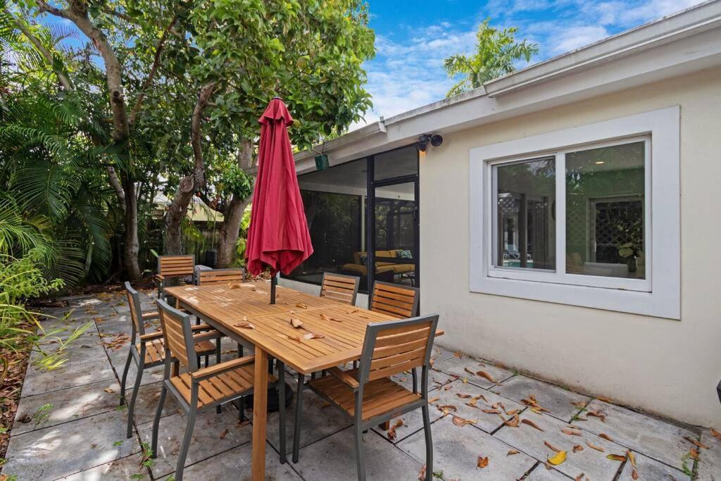 Heated Pool I Soundproof Home I Firepit I 630Mbps 할리우드 외부 사진