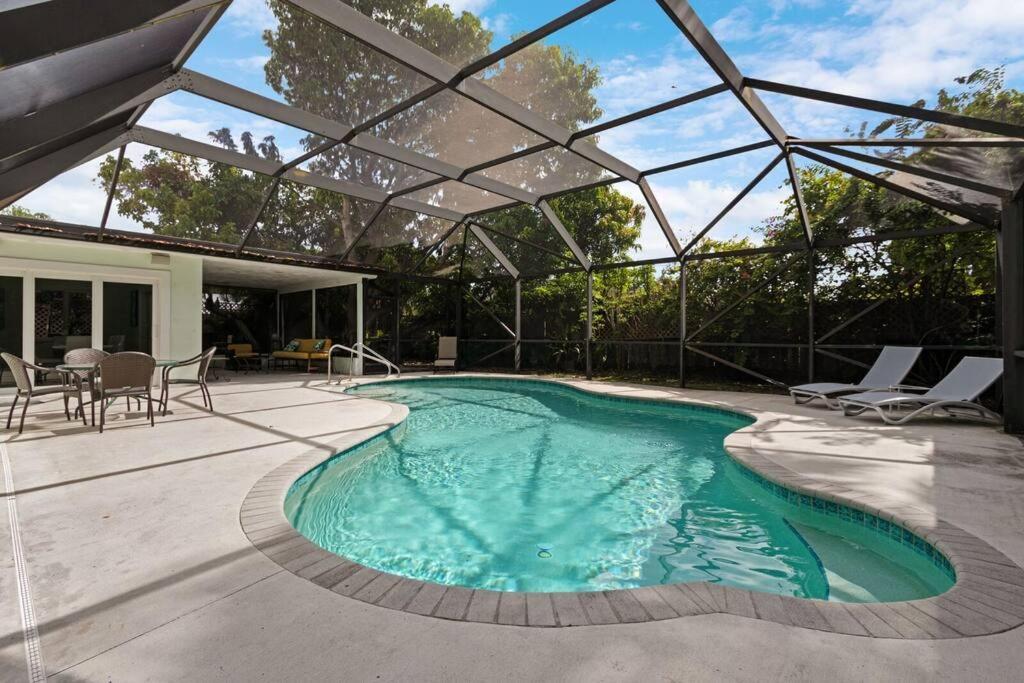 Heated Pool I Soundproof Home I Firepit I 630Mbps 할리우드 외부 사진